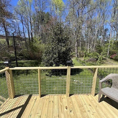 Bike Path Getaway In Town Villa Brevard Bagian luar foto